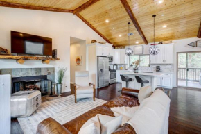 Custom-Built Big Bear Home with Pool Table and Kayaks!